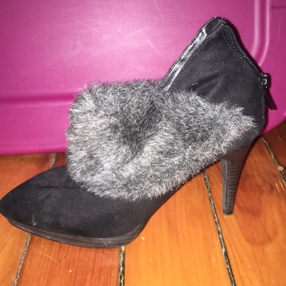 Booties - Picture 3 of 4